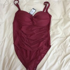 NWT Women’s One Piece Swim Suit